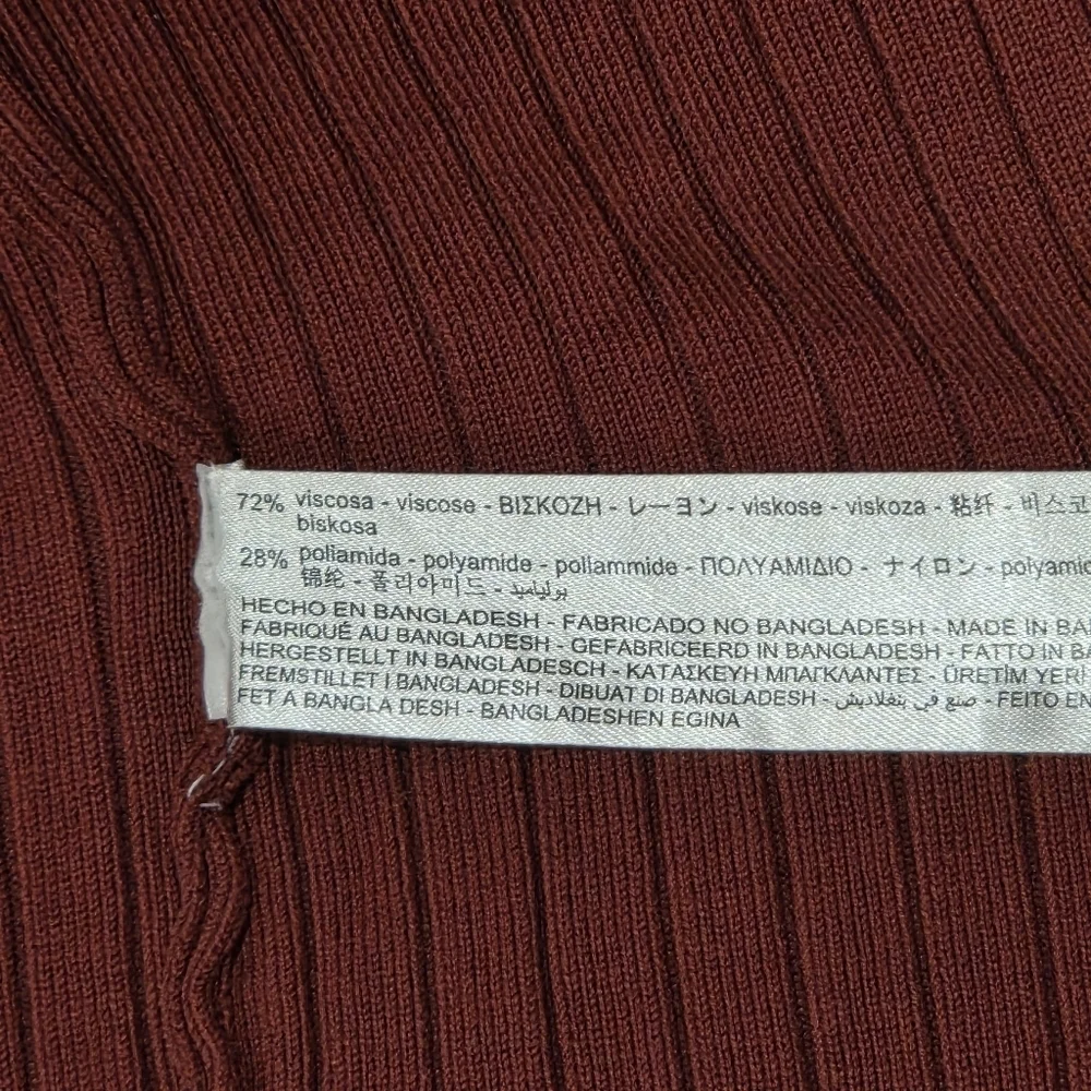 Zara Ribbed Knit Top Long Sleeved Sweater Button Front Brick Red Medium